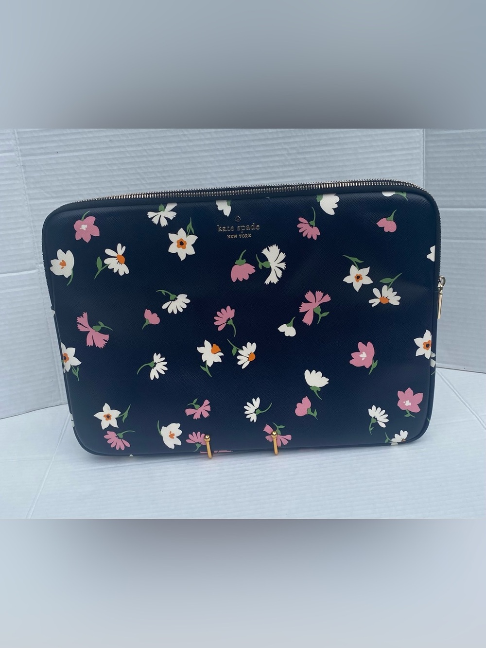kate spade Laptop Cover 15" Kate Spade Original 🌸🪷✨ - Picture 2 of 15